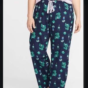Old Navy house plant pj pants